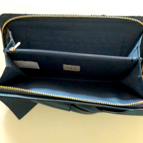 Bow clutch - Picture 2 of 3